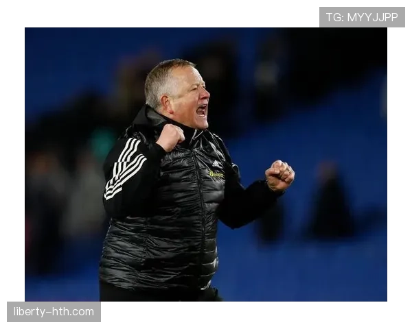 谢菲联官宣与主教练续约,剑指下赛季稳健表现