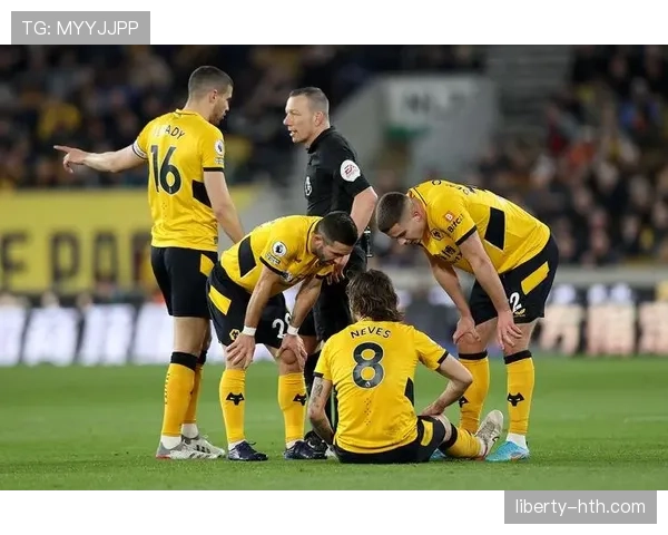 狼队中场组织状态回暖,战术调整助球队重拾信心 狼队中场组织状态回暖,战术调整助球队重拾信心