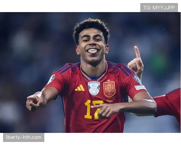 五大联赛新星选秀：青年才俊展现未来足球潜力与竞争力