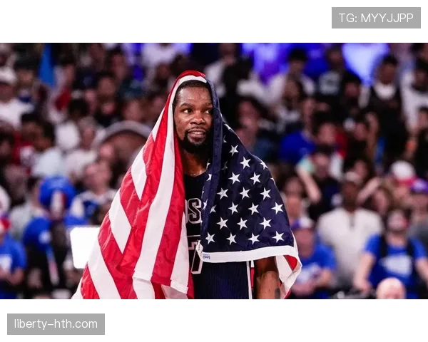 米切尔·罗宾逊挡拆高效为杜兰特制造得分机会提升球队整体进攻效率